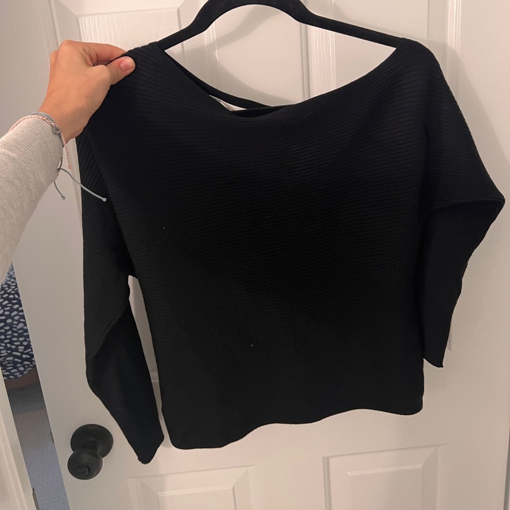 Women’s Off Shoulder Sweater